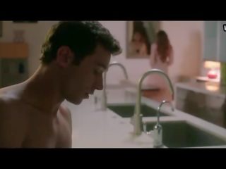 Lindsay lohan - nu sexo cenas, sem camisa, sexo a três bissexual - o canyons (2013)
